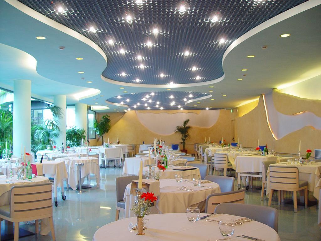 Hotel Le Palme - Premier Resort ミラノ・マリッティマ エクステリア 写真