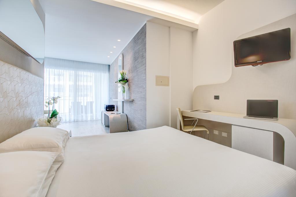 Hotel Le Palme - Premier Resort ミラノ・マリッティマ エクステリア 写真