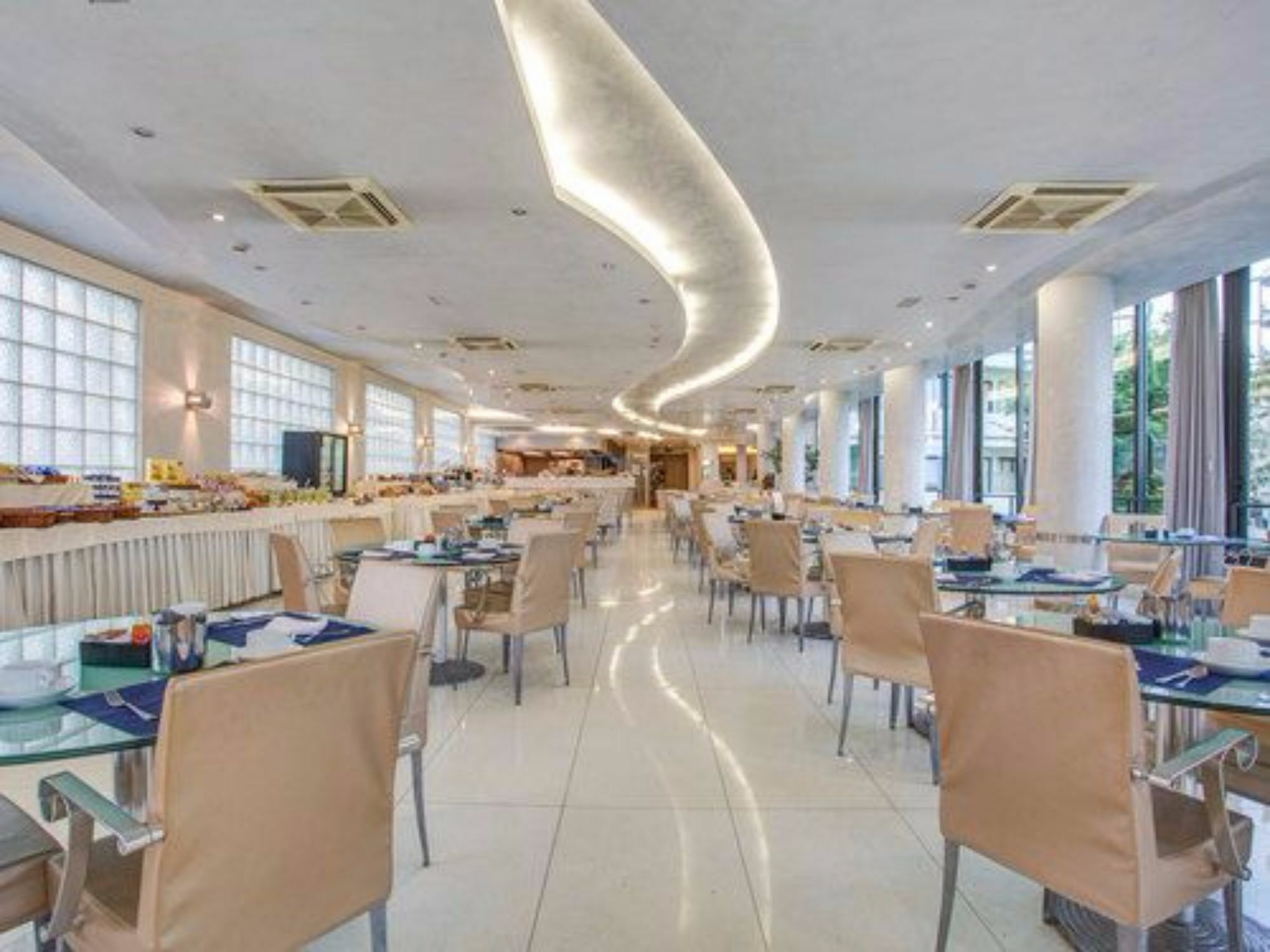 Hotel Le Palme - Premier Resort ミラノ・マリッティマ エクステリア 写真